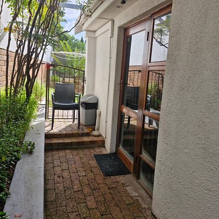 Mountain Rose Cottage Белвилл Экстерьер фото